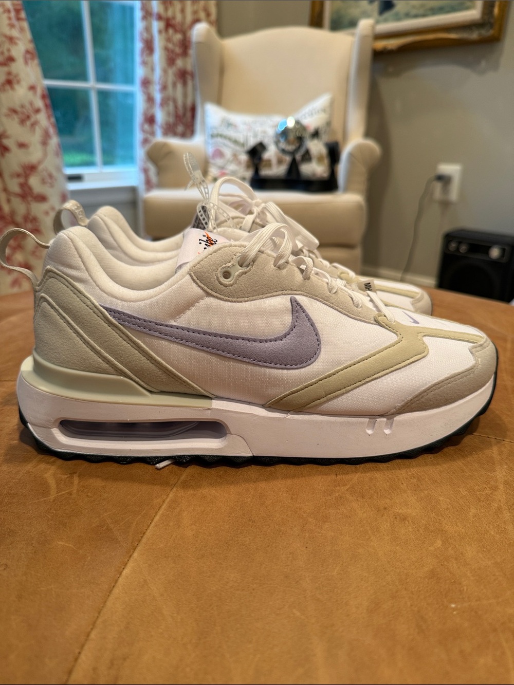 Nike Women’s White & Lavender Sneakers